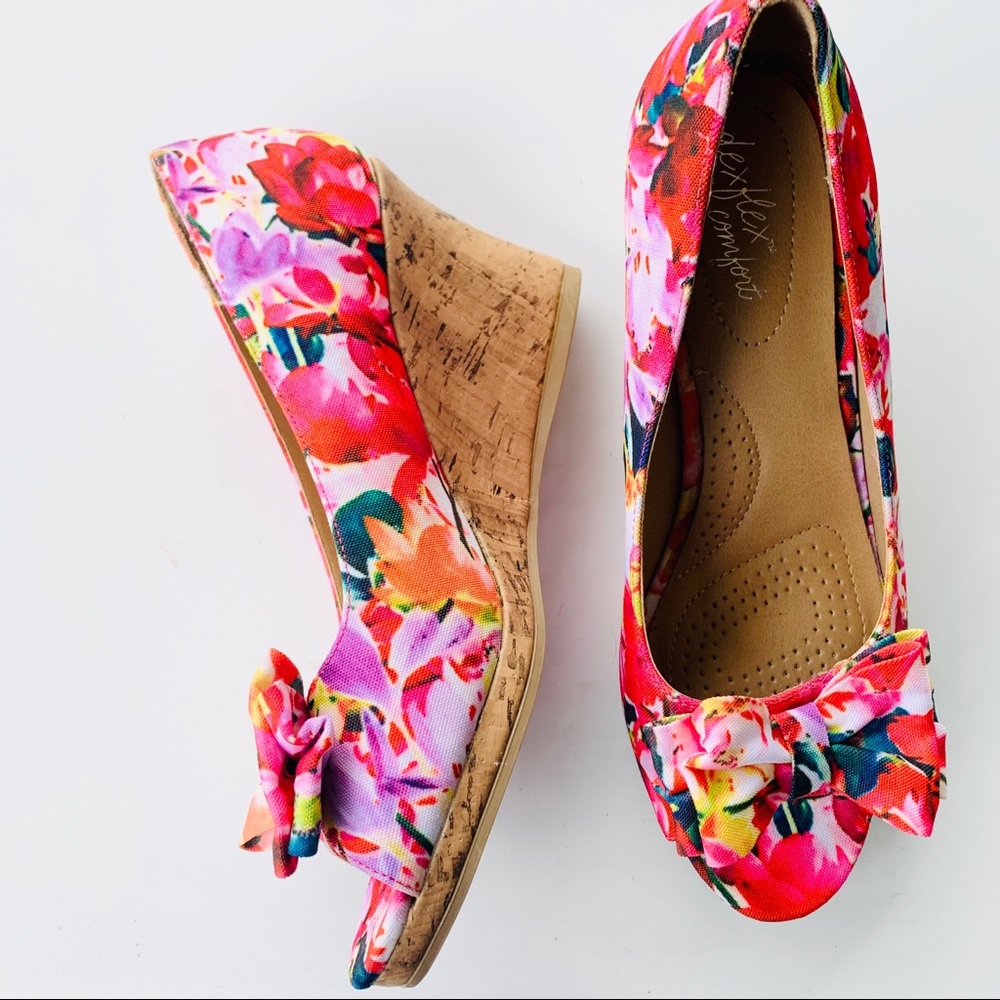 Dexflex Comfort Floral and Cork Wedge Heels 7W